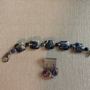 SET OF PURPLE AMETHYST BRACELET AND EARRING - STERLING SILVER.